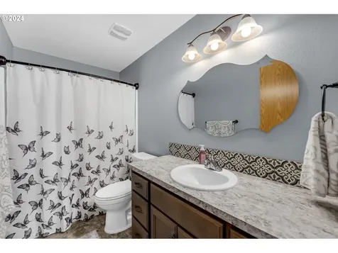 408 E Wilson Street Yacolt WA 98675