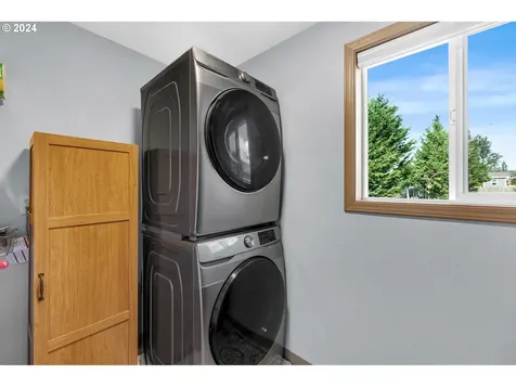 408 E Wilson Street Yacolt WA 98675