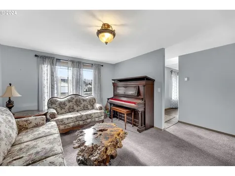 408 E Wilson Street Yacolt WA 98675