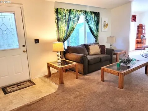 221 Nw Blair Street Sheridan OR 97378