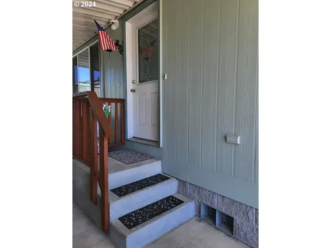 221 Nw Blair Street Sheridan OR 97378