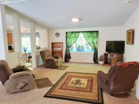 221 Nw Blair Street Sheridan OR 97378