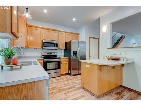 7167 SW Touchstone Terrace Beaverton OR 97007