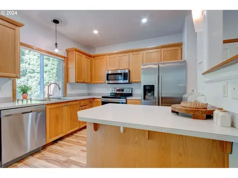 7167 SW Touchstone Terrace Beaverton OR 97007