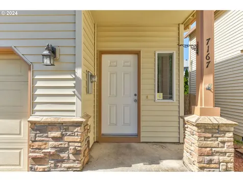 7167 SW Touchstone Terrace Beaverton OR 97007