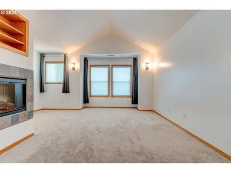 7167 SW Touchstone Terrace Beaverton OR 97007