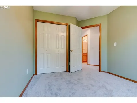 7167 SW Touchstone Terrace Beaverton OR 97007