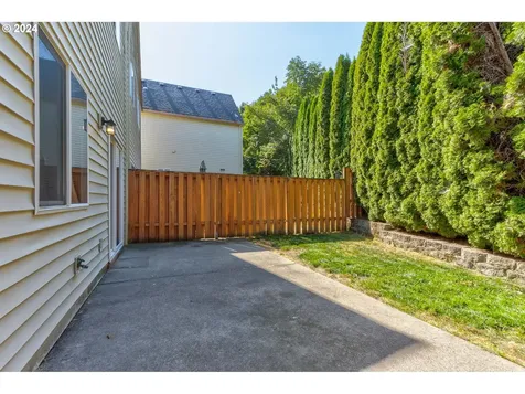 7167 SW Touchstone Terrace Beaverton OR 97007