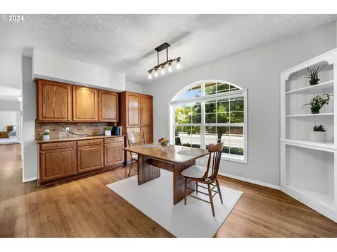 983 S Redwood Street Canby OR 97013