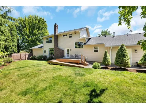 983 S Redwood Street Canby OR 97013