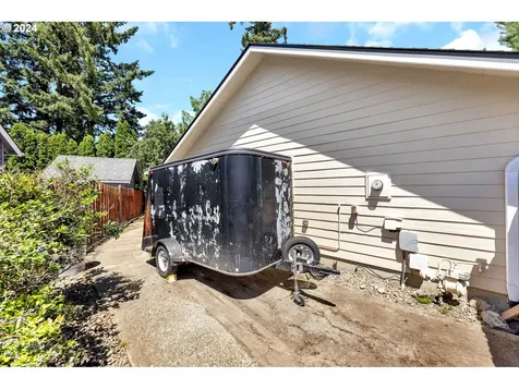 983 S Redwood Street Canby OR 97013