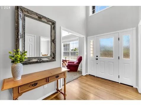 983 S Redwood Street Canby OR 97013