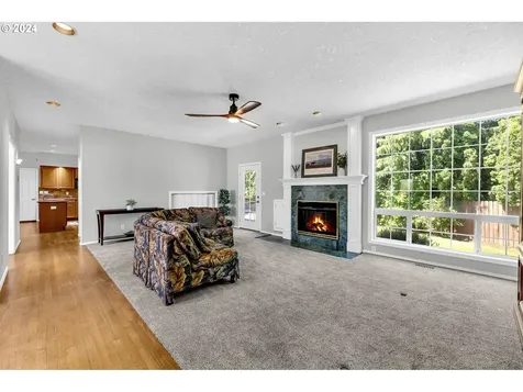 983 S Redwood Street Canby OR 97013