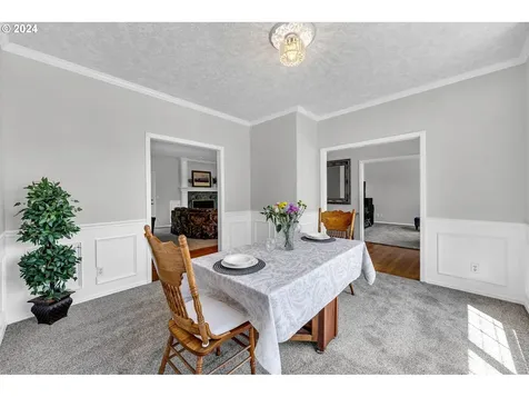 983 S Redwood Street Canby OR 97013