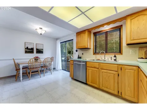 9457 Se Carnaby Way Happy Valley OR 97086