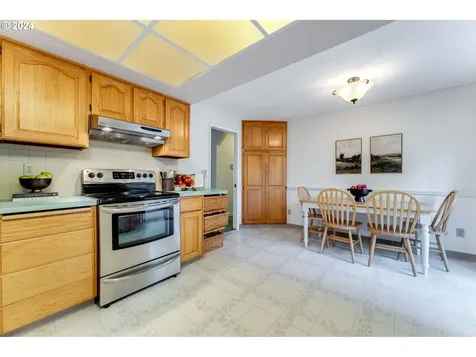9457 Se Carnaby Way Happy Valley OR 97086