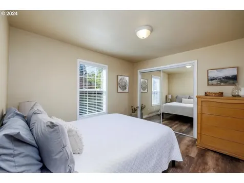 1315 Lincoln Street Oregon City OR 97045