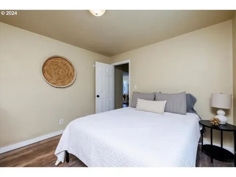 1315 Lincoln Street Oregon City OR 97045