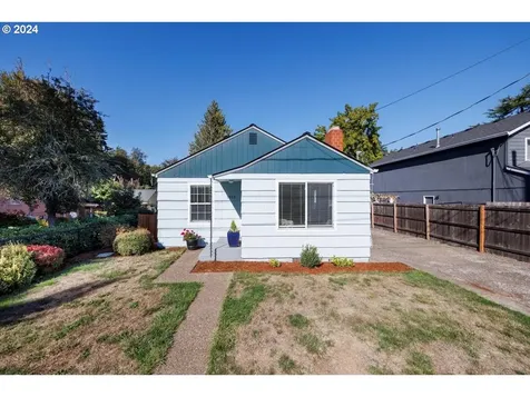 1315 Lincoln Street Oregon City OR 97045