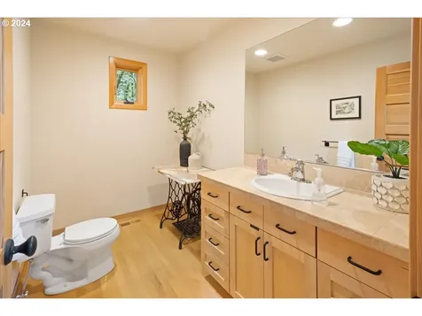 3702 Sw Sweetbriar Drive Portland OR 97221