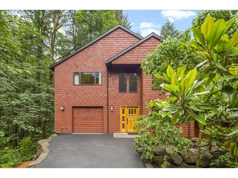 3702 Sw Sweetbriar Drive Portland OR 97221