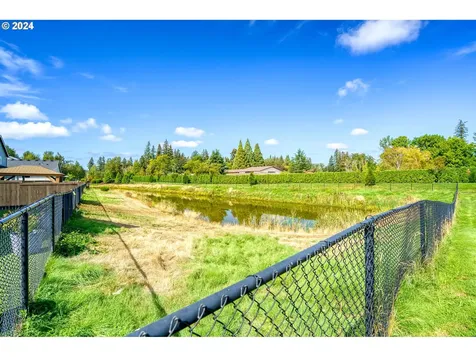 1477 N Broadway Street Estacada OR 97023