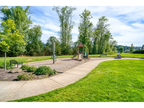 1477 N Broadway Street Estacada OR 97023