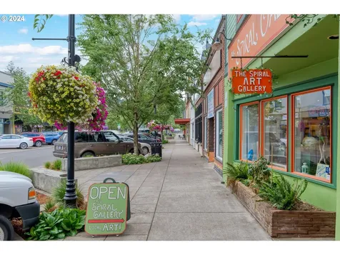 1477 N Broadway Street Estacada OR 97023
