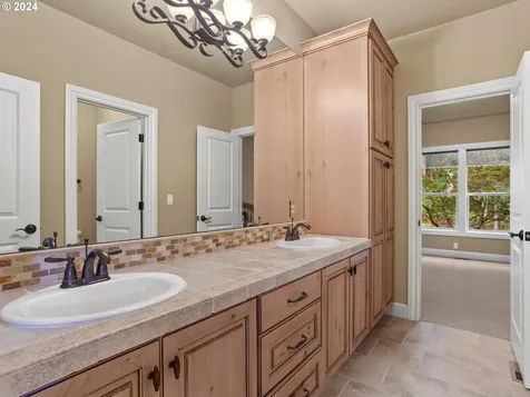 3645 Nw Jasmine Street Camas WA 98607