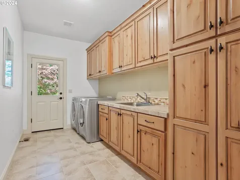3645 Nw Jasmine Street Camas WA 98607