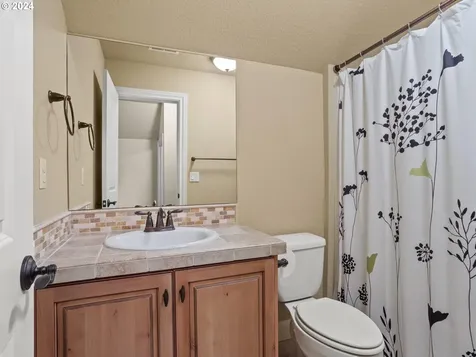3645 Nw Jasmine Street Camas WA 98607