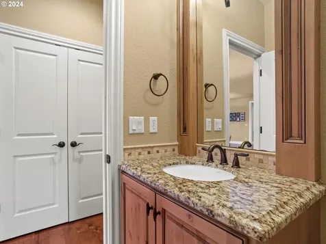 3645 Nw Jasmine Street Camas WA 98607