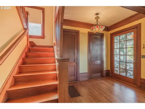 980 16th Street Astoria OR 97103