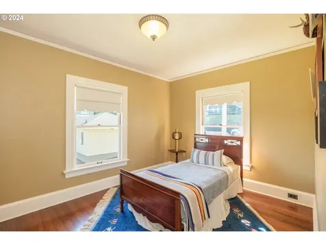 980 16th Street Astoria OR 97103