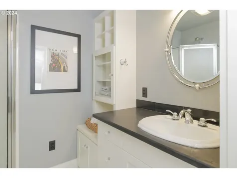 980 16th Street Astoria OR 97103