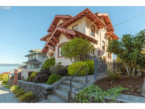 980 16th Street Astoria OR 97103