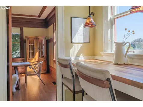 980 16th Street Astoria OR 97103