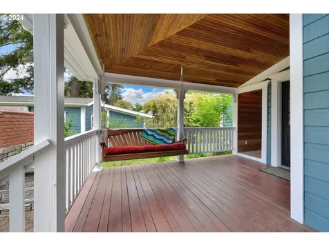 25 Knoop Lane Eugene OR 97404