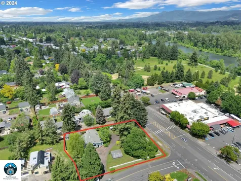 25 Knoop Lane Eugene OR 97404
