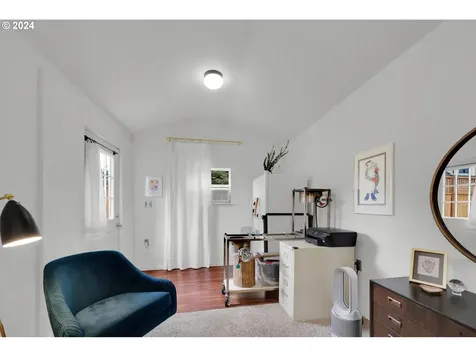 25 Knoop Lane Eugene OR 97404
