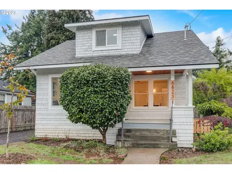 6823 Se Mitchell Street Portland OR 97206