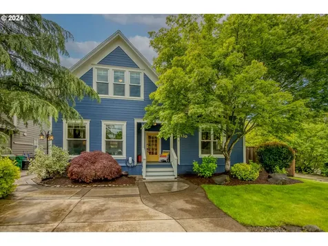 130 E Illinois Street Newberg OR 97132