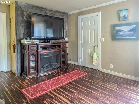 3842 Melrose Road Roseburg OR 97471