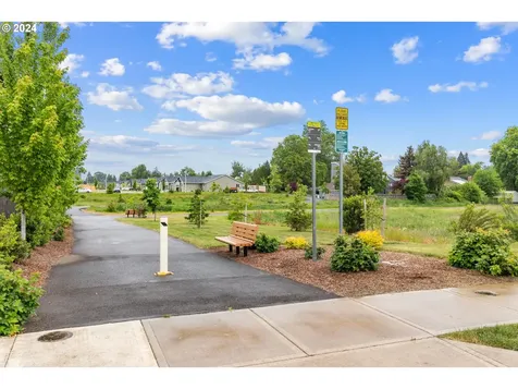 800 Ben Brown Lane Woodburn OR 97071