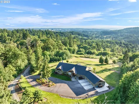 208 Ne 359th Street La Center WA 98629