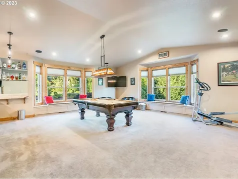 208 Ne 359th Street La Center WA 98629