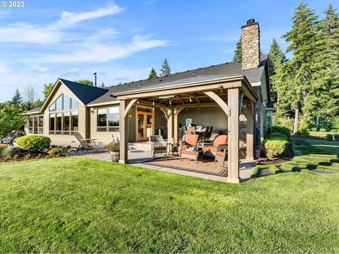 208 Ne 359th Street La Center WA 98629