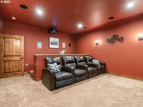208 Ne 359th Street La Center WA 98629