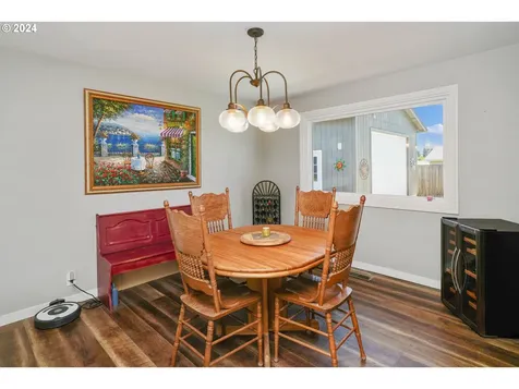 1378 Mistwood Drive NE Keizer OR 97303