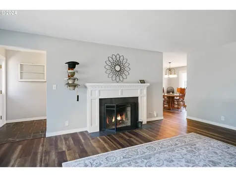 1378 Mistwood Drive NE Keizer OR 97303